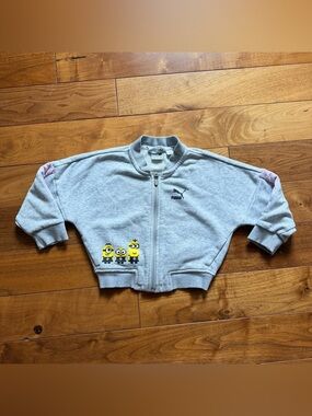 Puma Kids' Light Gray Zip-Up Sweatshirt with Minions Graphic Size 4T